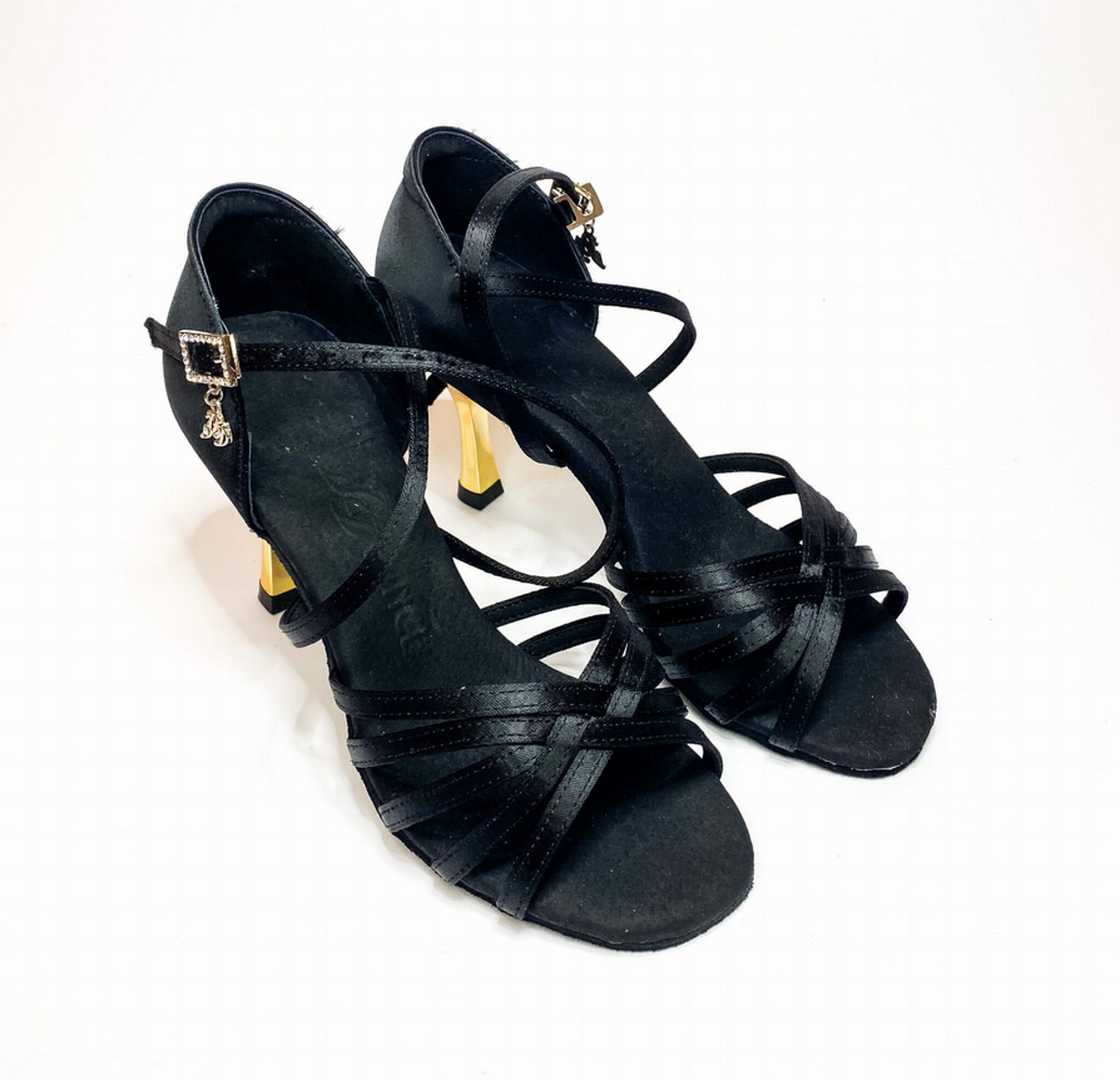 BD DANCE 216 Black satin & Gold heel . Buty damskie do tańców latynoamerykańskich - obrazek 4